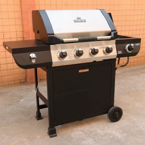 4 Burner BBQ with Side Burner