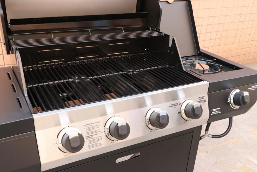 4 Burner BBQ with Side Burner Petrolea Malta