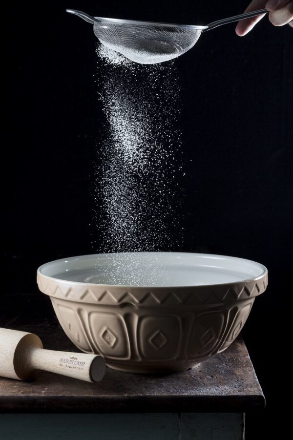 Mason Cash Cane Mixing Bowl 29cm - Image 3