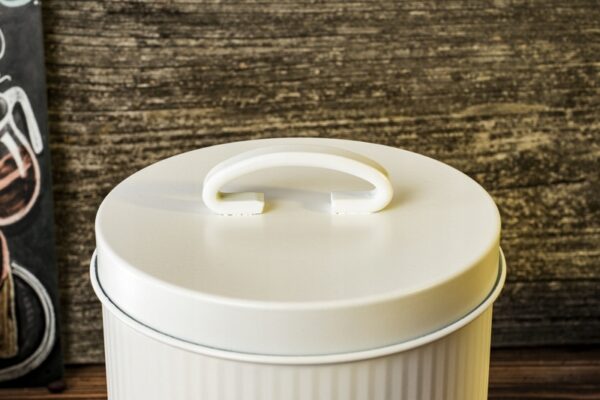 Biscuits Storage Canister 13.50x17.50cm White - Image 3