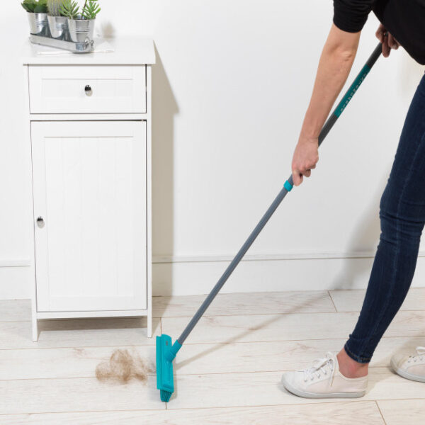 Beldray Pet Plus Rubber Head Broom - Image 2