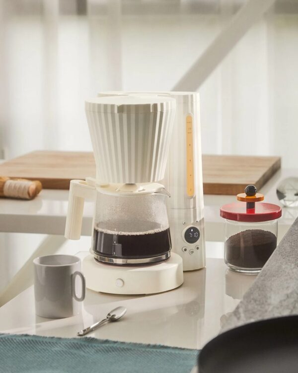 Plisse Drip Coffee Machine White (MDL14 W/UK)