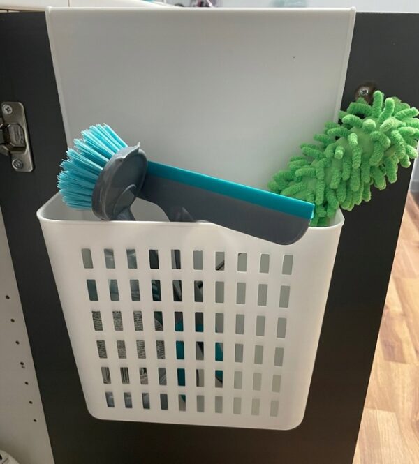 Plastic Hanging Basket 24x9.50x35cm - Image 3