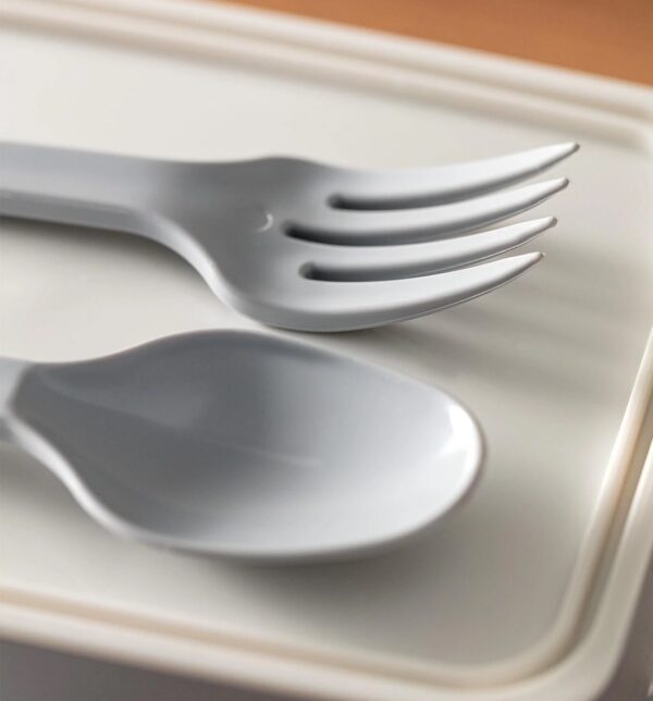 Lunchbox with Cutlery 18x10x8.50cm (4 Colours) - Image 4
