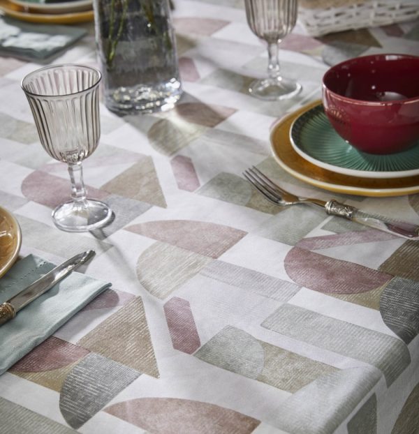 Table Cloth Geometric 150x200cm - Image 2