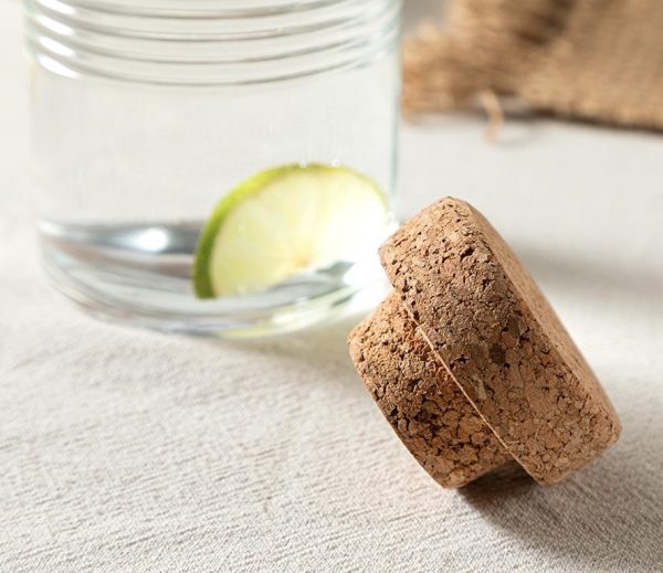 Caraffe with Cork Lid 1070ml - Image 3
