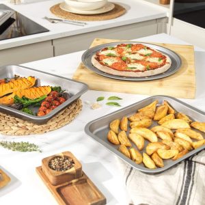 Salter Essentials Pizza Pan